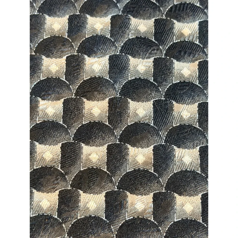 Roundtree & Yorke Silk Tie Black Silver‎ Geometric Hand Sewn Professional